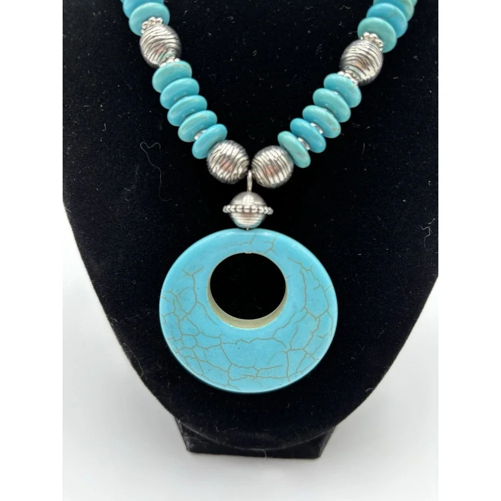 Turquoise‎ Statement Necklace Large Donut Pendant Silver Tone Beaded Chunky